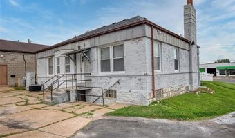 8910 Gravois Rd, Affton, MO 63123