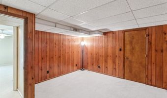 2114 Mason Lake Dr, Ballwin, MO 63011