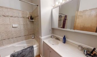 781 W 57th St, Casper, WY 82601