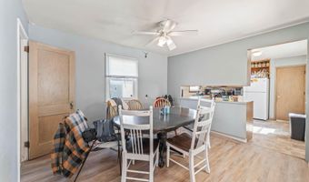 2812 Wood St, Ames, IA 50014