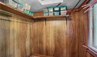 26 Thomas St, Charlestown, RI 02813