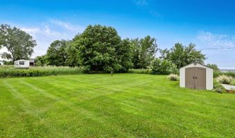 2657 W Shore Rd, Alburgh, VT 05440