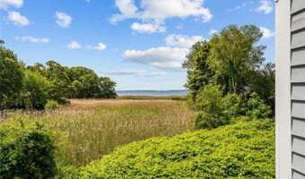 146 Alfred Drown Rd, Barrington, RI 02806