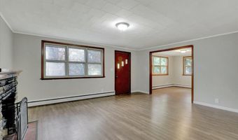4 June Pl, Aberdeen, NJ 07747