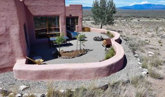 30 Cielo Grande Rd, Carson, NM 87577