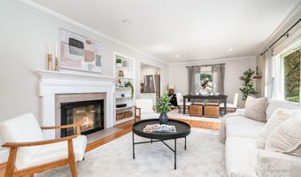 931 Hickory Nut St, Charlotte, NC 28205