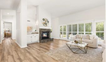 2084 Roberts Pl, Escondido, CA 92029