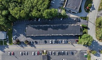 132 Hoffman Ave 207, Cranston, RI 02920