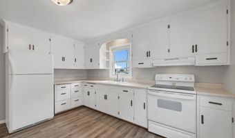 1203 W NORTHLAND Ave, Appleton, WI 54914