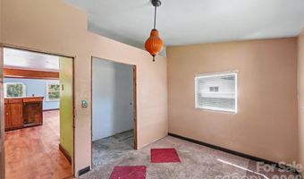 1212 Meadow Ln, Charlotte, NC 28205