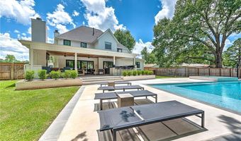 103 NE 7th St, Bentonville, AR 72712