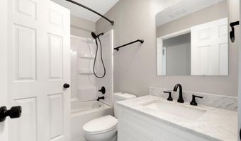 509 W State St, Ashley, IN 46705