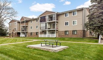 14115 Pennock Ave 303, Apple Valley, MN 55124