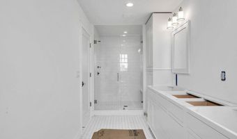 102 2nd Ave 5, Belmar, NJ 07719