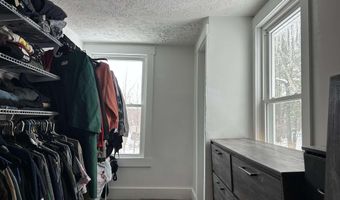 72 Boothby St, Augusta, ME 04330