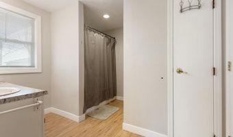 1619 Melgaard Rd, Aberdeen, SD 57401