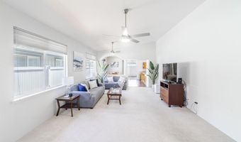 48 Hoku Puhipaka St, Kahului, HI 96732