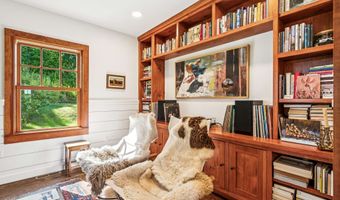 411 Bennett Rd, Barnard, VT 05031