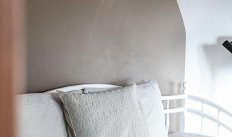 3333 N CASALOMA Dr 9, Appleton, WI 54913