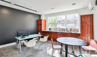 207 N Front St Office, Allentown, PA 18102