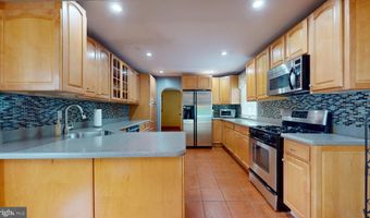 38 WARD Ave, Audubon, NJ 08106