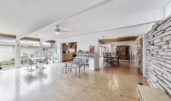2800 S BRIARWOOD Dr W, Arlington Heights, IL 60005