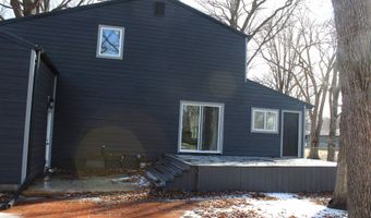 205 Woodlyn Way, Algona, IA 50511