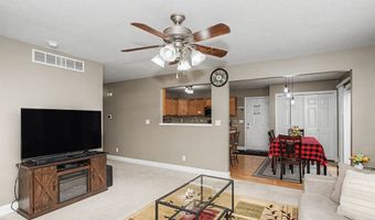 2517 Clayton Dr, Ames, IA 50010