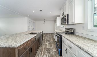 4043 Lake Mayers, Baxley, GA 31513