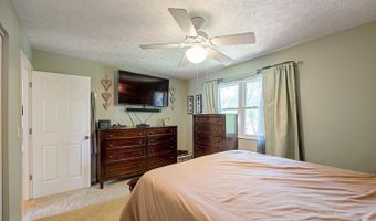 544 Morrvue Dr, Delhi, OH 45238
