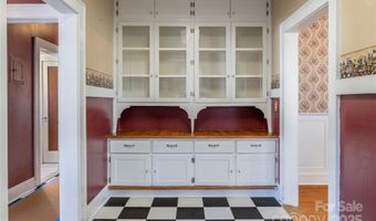 274 N 4th St, Albemarle, NC 28001