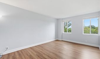 8315 N BROOK Ln 2-902, Bethesda, MD 20814