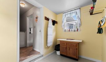 120 Vernon St, Algoma, WI 54201