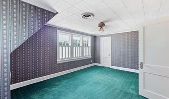422 S Highland St, Ada, OK 74820
