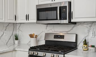 1026 Trellis Ln, Alameda, CA 94502