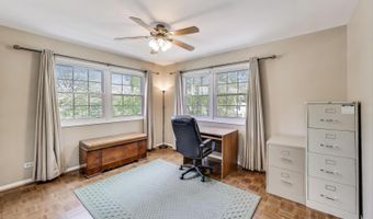 206 W Hintz Rd, Arlington Heights, IL 60004