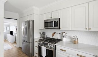 61 Archer Ave S, Bayville, NJ 08721