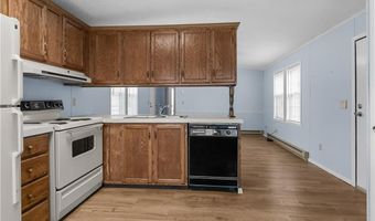 841 Forest Park Ave, Middletown, RI 02842