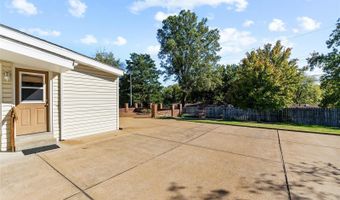 15314 Clayton Rd, Ballwin, MO 63011