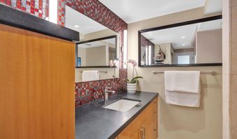2124 AWIHI Pl 206, Kihei, HI 96753