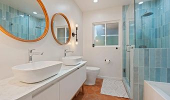 9835 Edgelake Dr, La Mesa, CA 91941