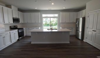 2943 Sunflower Rd, Apex, NC 27502