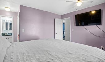 1309 25th Pl, Minot, ND 58703