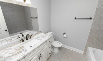 414 Pine Glen Dr, Albany, GA 31705