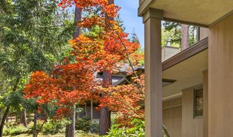 611 Forest St, Ashland, OR 97520