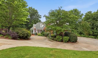 355 Smoke Rise Dr, Baldwin, GA 30511