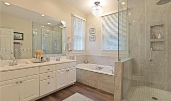 125 Bartram Dr, Beaufort, SC 29902