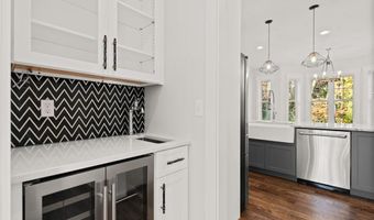 114 Daniel Trce, Burlington, CT 06013