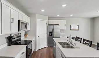 4204 NE 16th St, Ankeny, IA 50021