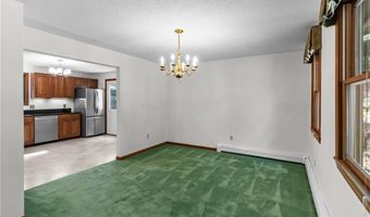 30 Pacheco Dr, North Smithfield, RI 02896
